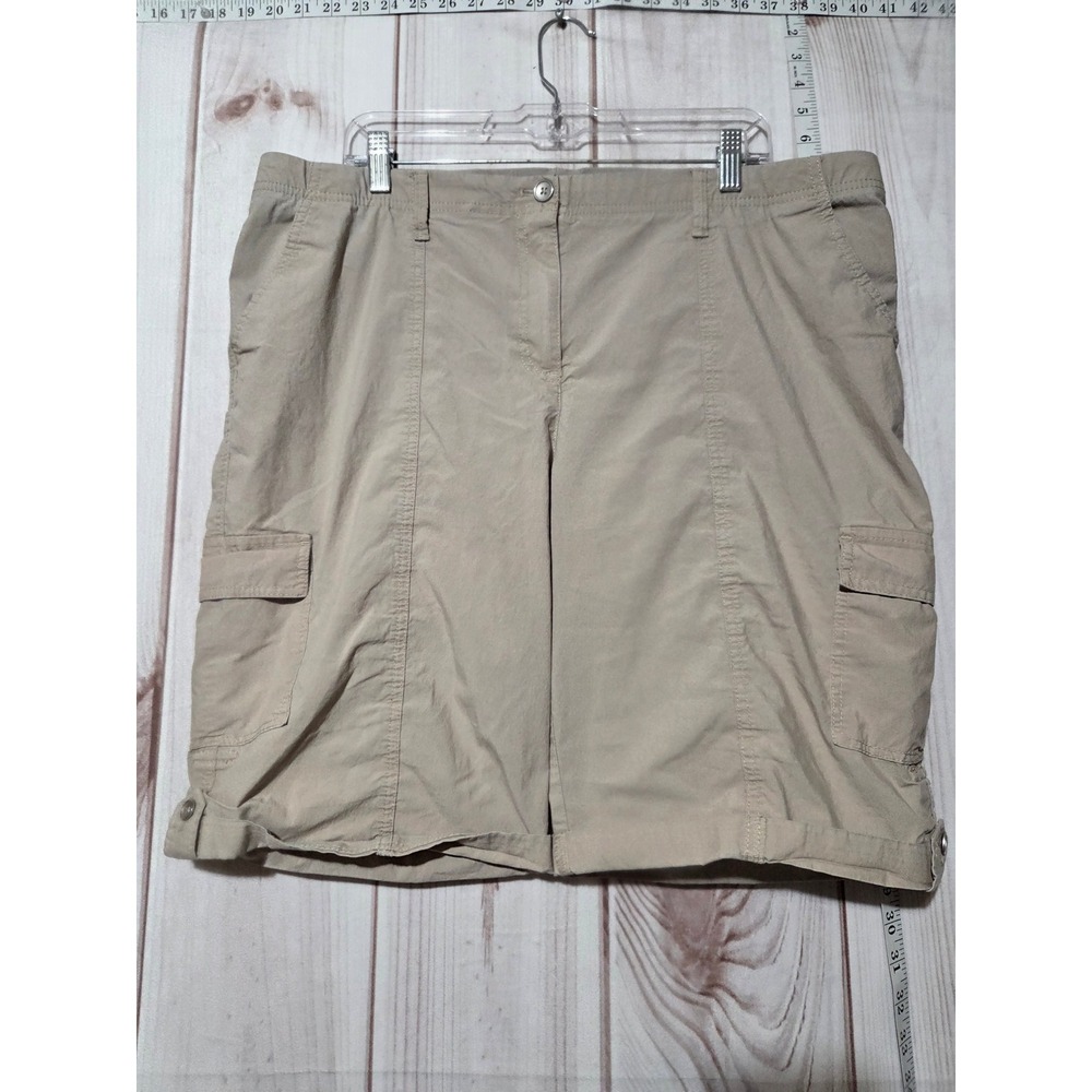 Tan Khaki Cargo Shorts Womens 16 Tabbed Cuff Casual‎ Comfort